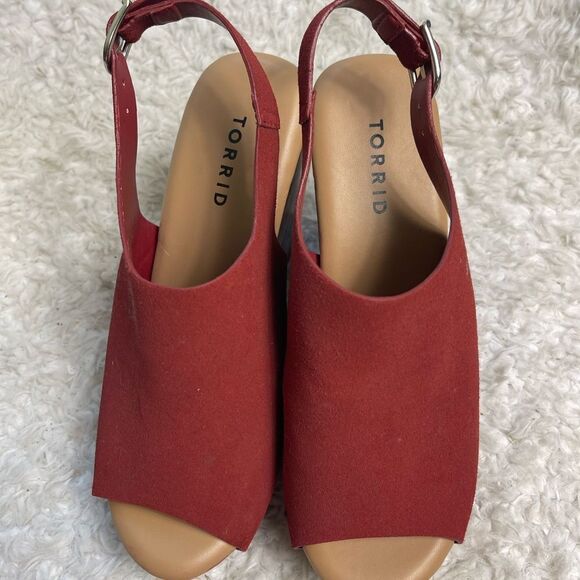 Torrid Faux suede Rust platform wedge wood sandals studs accent SZ8.run big 9.5 - Picture 12 of 16